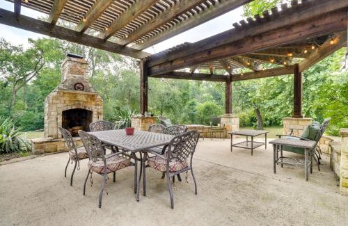 Taylor Maison | Taylor Vacation Rental with Patio and Creek Access!