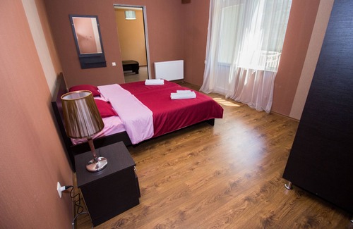 Tbilisi Maison | Tbili House propose des chambres dans la ville de Tbilissi
