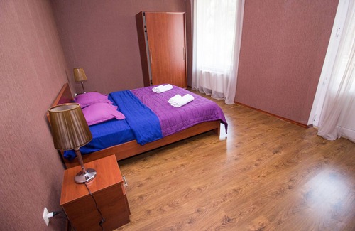 Tbilisi Maison | Tbili House propose des chambres dans la ville de Tbilissi