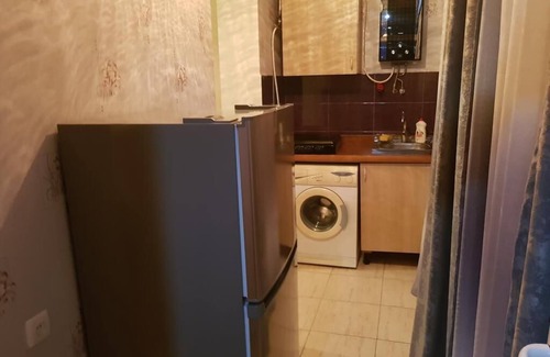 Tbilisi Appartement | Tbilissi Appartement confortable près du centre-ville!