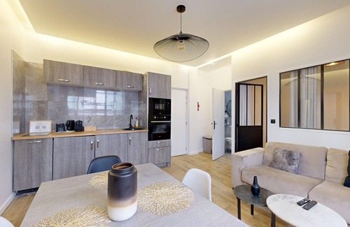 12th Arrondissement Appartement | TBS 58 - Appartement lumineux et spacieux à Paris