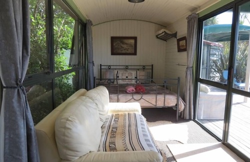 Palliser Bay Maison | Te Rakau Cabins - un refuge et une retraite de la faune