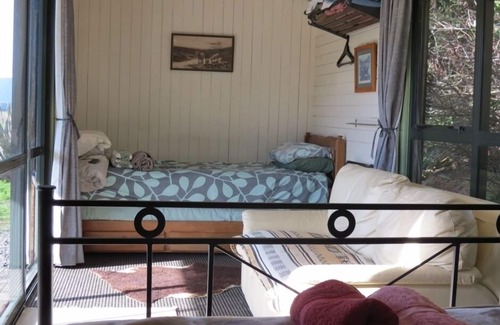 Palliser Bay Maison | Te Rakau Cabins - un refuge et une retraite de la faune