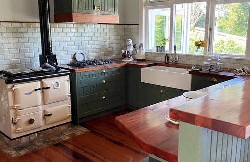 Puhoi Maison | Te Whare Farm Country escape yet so close to Auckland