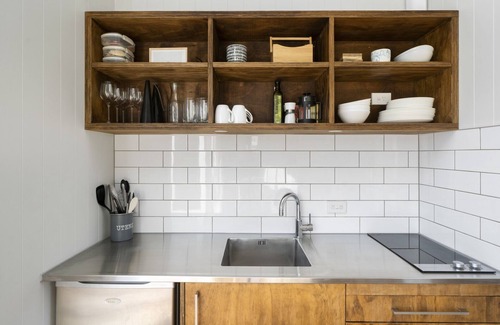 Martinborough Maison | Te Whare Hipi - Martinborough Holiday Home