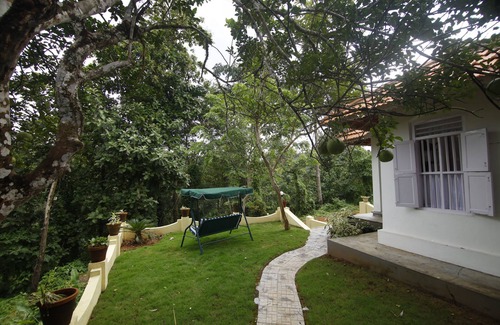 Onamthuruth Maison | Teak Grove Country House