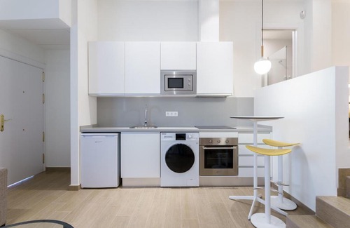 Capuchinos Appartement | Teatro Suites Málaga URBAN FLAT
