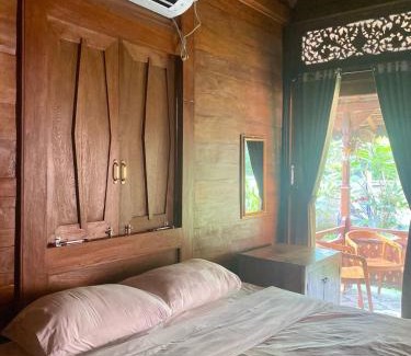 Mambal Villa | Tebeduwe Joglo Villa