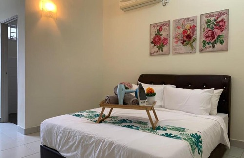 Taman Desa Tebrau Appartement | Tebrau City Residence,Warm Suite by Antlerzone