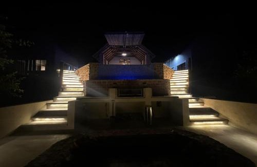 Bela-Bela Chalet De Ski | Tebuah Private Lodge, Mabalingwe