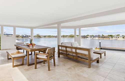 Yamba Maison | Tecoma 3 | Ultimate Waterfront