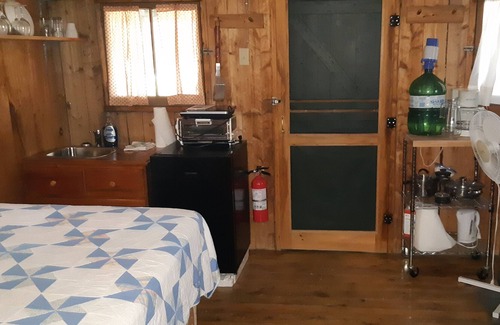 Blackville Cabine | Ted William's cottage /Drs island