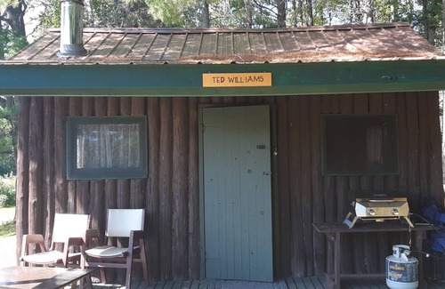 Blackville Cabine | Ted William's cottage /Drs island
