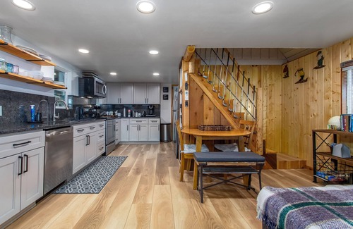 Packwood Cabine | Tee & Ski Cabin | AC, Golf, Firepit