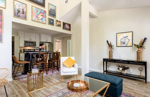 Little Forest Hills Maison | Teepee, Bamboo Forest, Minutes from White Rock Lake and The Arboretum
