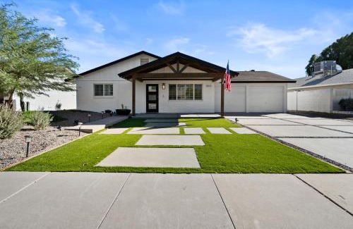 Gililland Maison | Tempe Modern Farmhouse