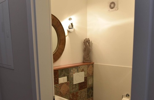 Kelkheim Appartement | Habitation temporaire à 2 minutes de la gare (27 minutes jusqu'à Frankfurt Hbf)
