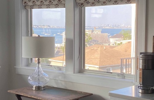 Swampscott Appartement | Ten Bay View Drive