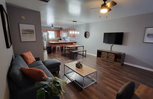 Peletier Maison | Ten minutes to Emerald Isle, 2 bed, 2.5 ba townhouse