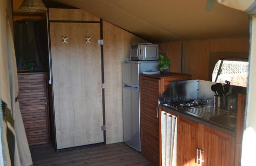 Bessuejouls Autre | Tente Lodge avec vue sur l'Aubrac