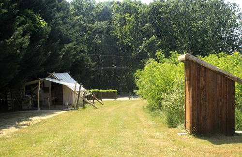 Saint-Vincent-en-Bresse Autre | Tente Trappeur Ada, Au jardin de la Vouivre