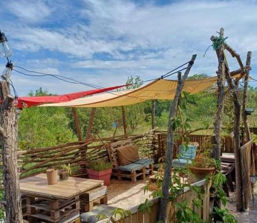 Massillargues-Attuech Autre | TENTES sur une aire privée en pleine nature