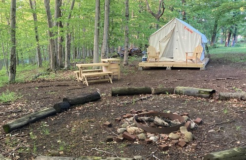 Honeoye Falls Location De VR | Tentrr Signature Site - Fern Gully