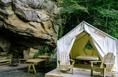 Ansted Location De VR | Tentrr State Park Site - WV Hawk's Nest State Park - Site A - Double Camp