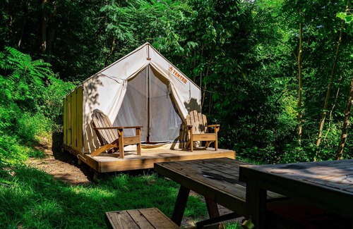 Ansted Location De VR | Tentrr State Park Site - WV Hawk's Nest State Park - Site H - Single Camp
