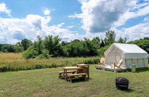 Copake Falls Location De VR | Tentrr State Park Site - NY Taconic State Park: Orphan Rd Site A