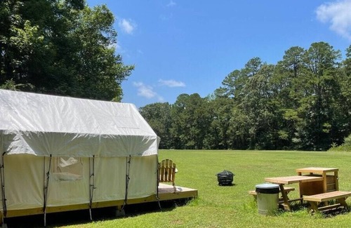 Holly Springs Location De VR | Tentrr State Park Site - Mississippi Wall Doxey State Park - Fresh Field E - Sin