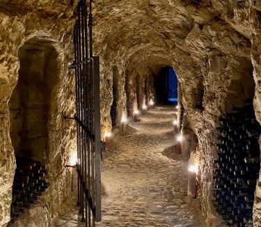 San Damiano dʼAsti Maison | Tenuta Agricola La Cava- Cantina e Agriturismo