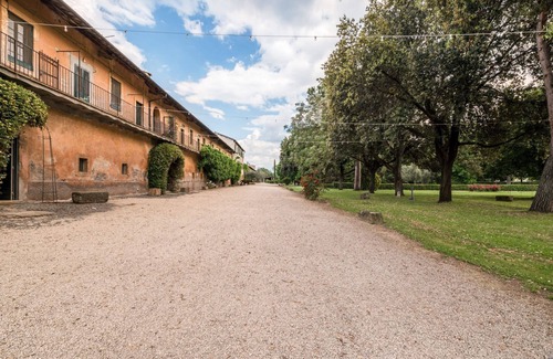 Borghesiana Appartement | Tenuta Pantano Borghese - Tiberio Apartment