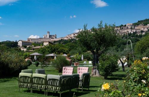 Assisi Lit Et Petit-Déjeuner | Tenuta San Masseo - boutique farm resort & SPA