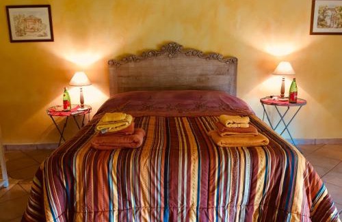 Serralunga di Crea Maison | Tenuta Tenaglia