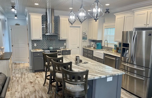 Navarre Beach Maison | “Tequila Sunrise” Luxury Home, Elevator, Pool, Free Golf Cart