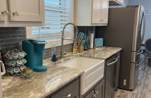 Navarre Beach Maison | “Tequila Sunrise” Luxury Home, Elevator, Pool, Free Golf Cart