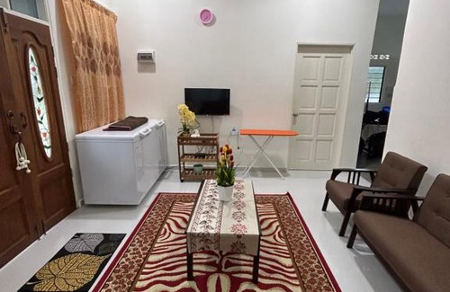 Marang Maison | Teratak Cikgu Din