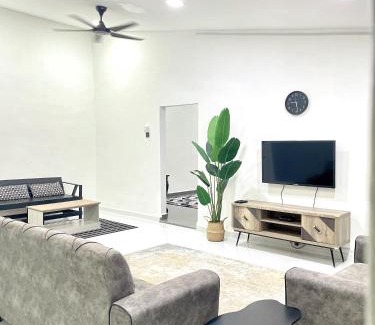 Kubang Sawa Maison | Teratak Orked