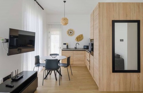 Kyrenia District Appartement | Terra A -1: Modern 1+1 Bahçe Daire
