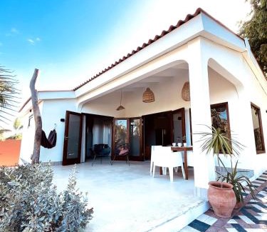 Santa Rosa Appartement | Terra77 Tropical vacation home, private garden, pool, parking and BBQ