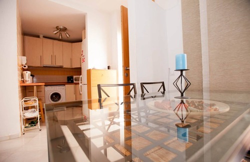 Alameda Appartement | TERRASSE ALAMEDA, GARAGE WIFI CENTRO