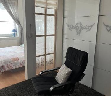 Karlova Ves Appartement | Terrace apartment s 1 spálńou Sofia-parking & Wifi