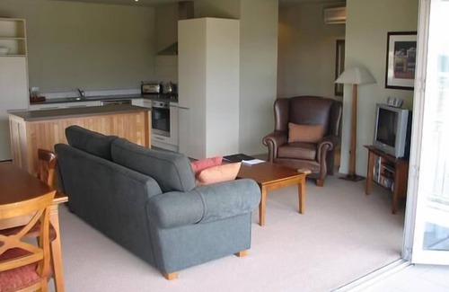 Windwhistle Villa | Terrasse Downs. Villa moderne de 2 chambres. Mont Hutt.