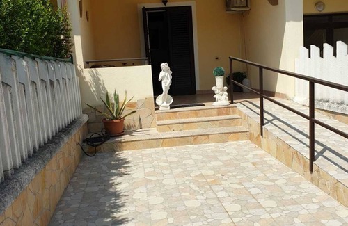 Pizzo Maison | Terraced house located in Marinella 200 meters from the sea