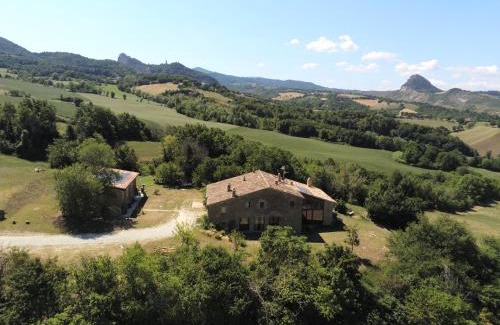 San Leo Lit Et Petit-Déjeuner | TERRALUNA Country house San Leo - San Marino