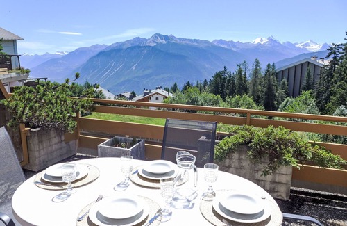 Randogne Appartement | Terrasse Des Alpes 814 by Interhome