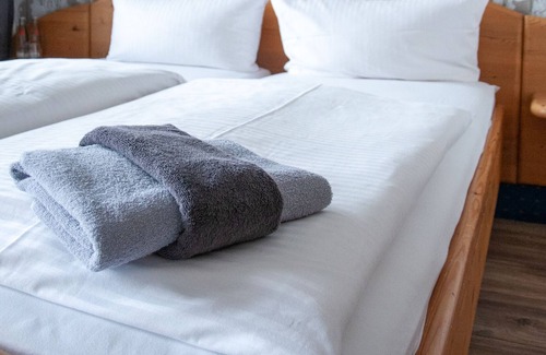 Edertal Hôtel | Terrassenhotel Seepromenade