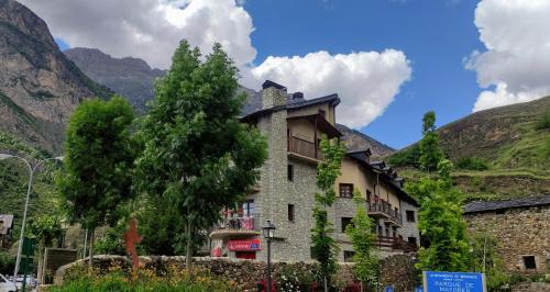 Benasque Appartement | Terraza de Laball