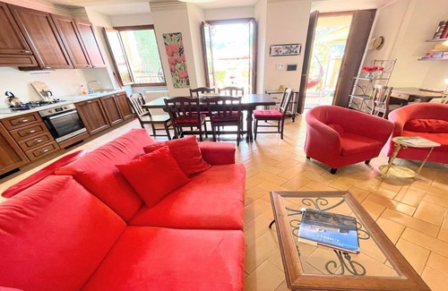 Spoleto Appartement | Terrazza Bella, voiture PAS nécessaire, centre de Spoleto, Rome 1 heure